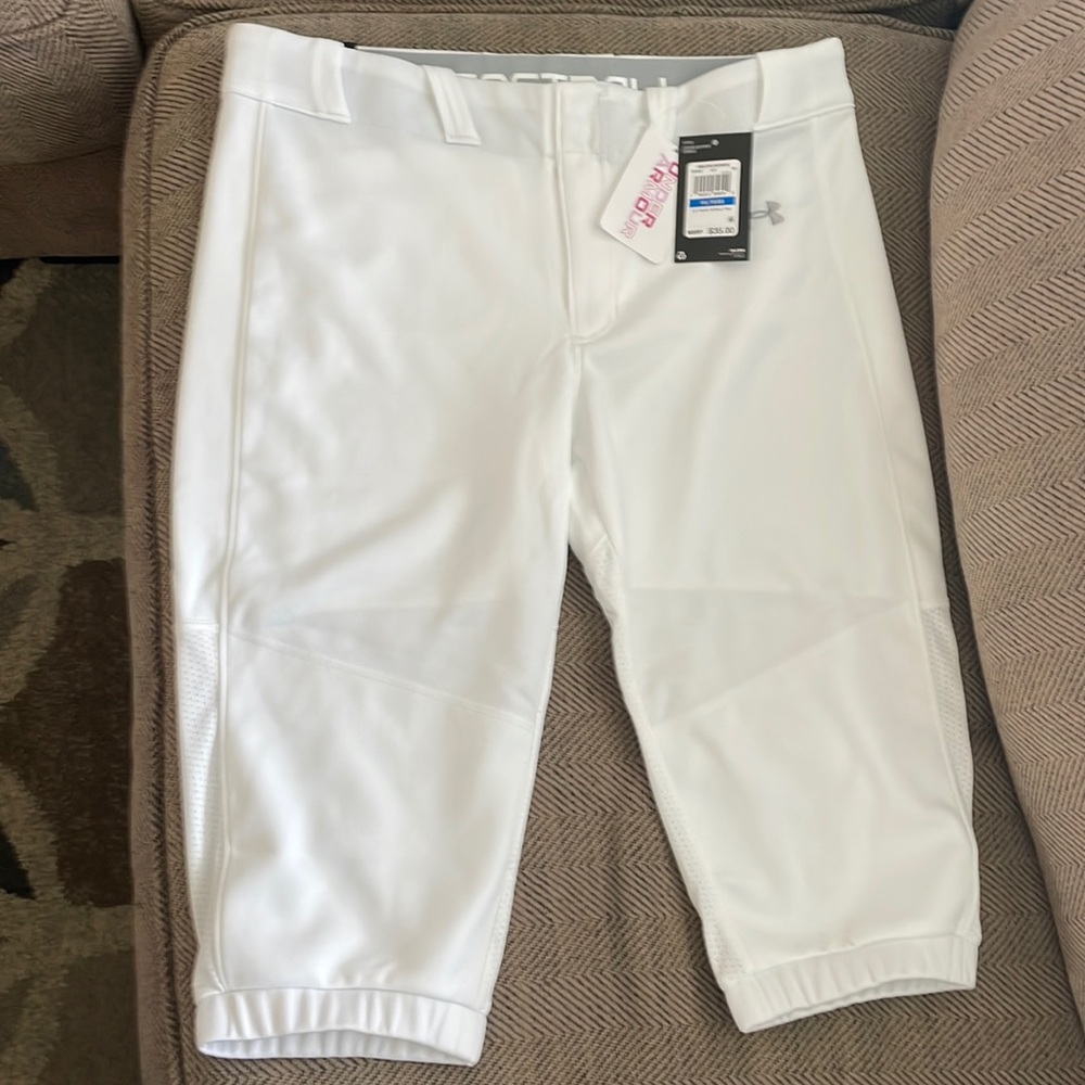 Youth Under Armour cropped softball pants